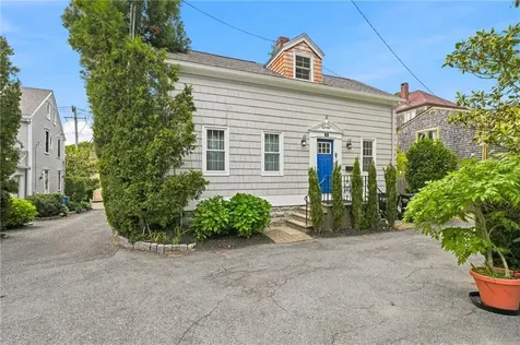 352 Spring Street Newport RI 02840