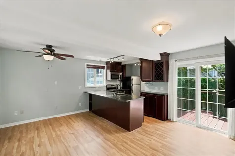 352 Spring Street Newport RI 02840