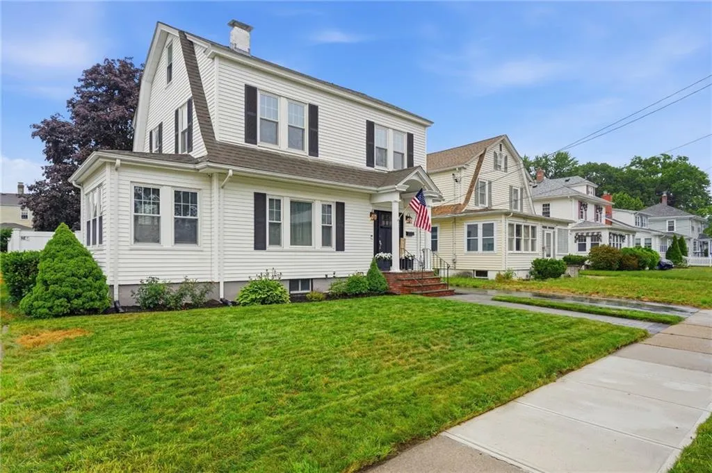 61 Shirley Boulevard Cranston RI 02910