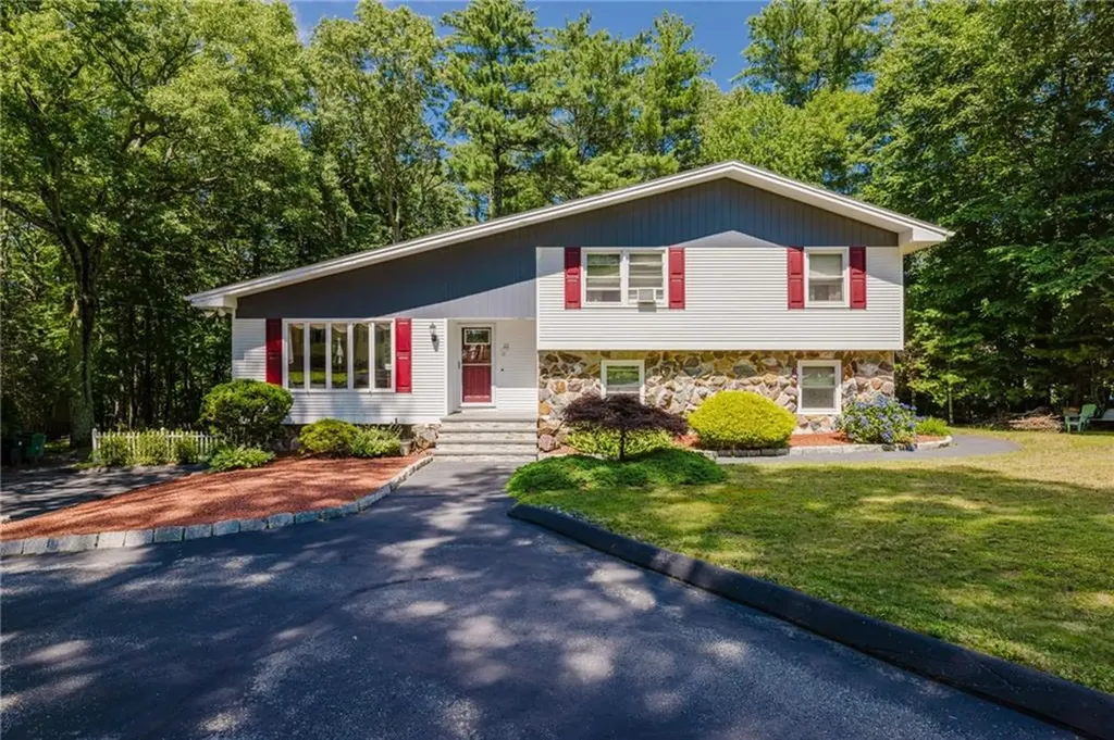 22 Oakview Terrace Glocester RI 02857