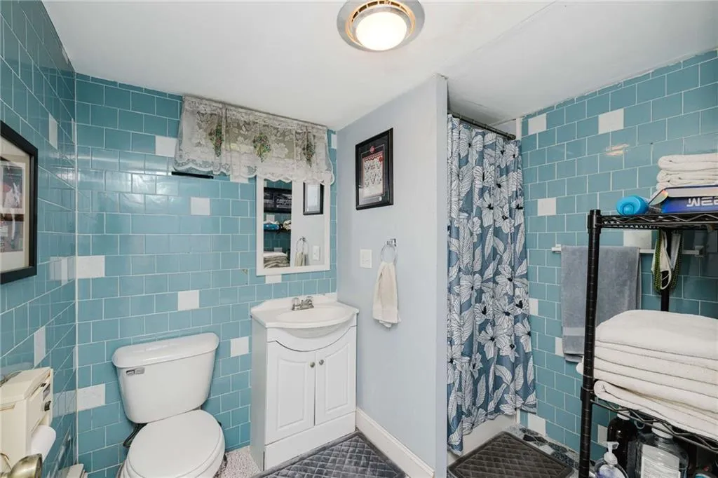 22 Oakview Terrace Glocester RI 02857