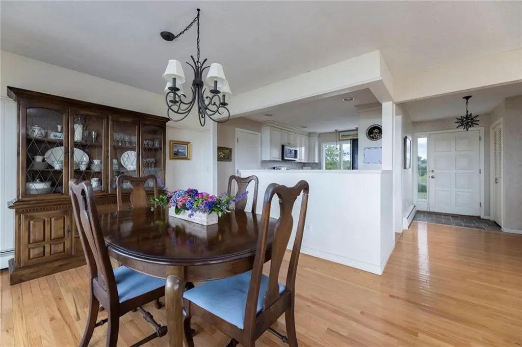 30 Dory Court South Kingstown RI 02879