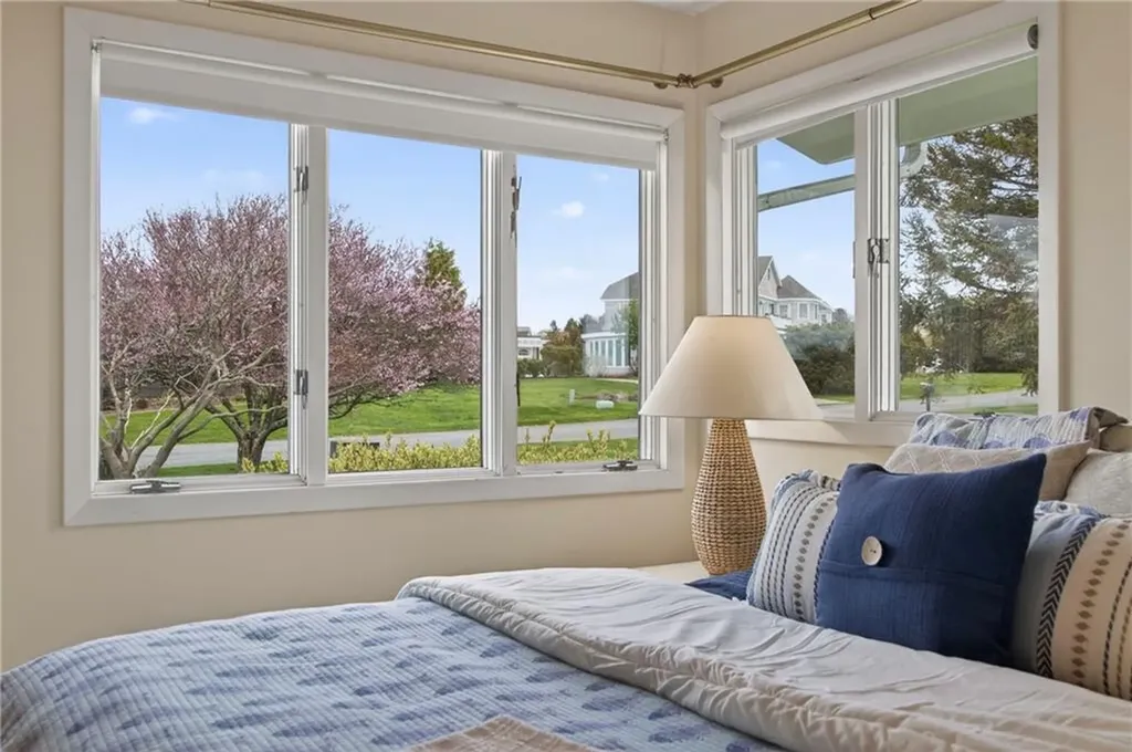 30 Dory Court South Kingstown RI 02879
