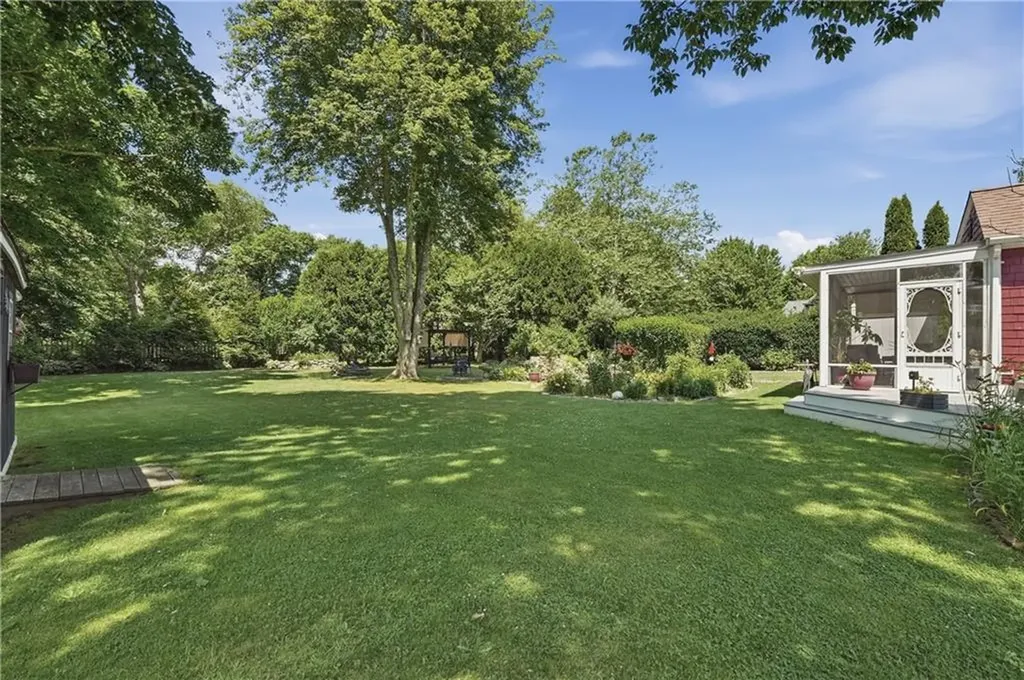 27 Crandall Road Little Compton RI 02837