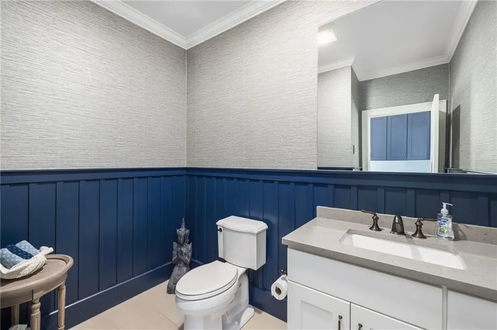 3 Oak Street Middletown RI 02842