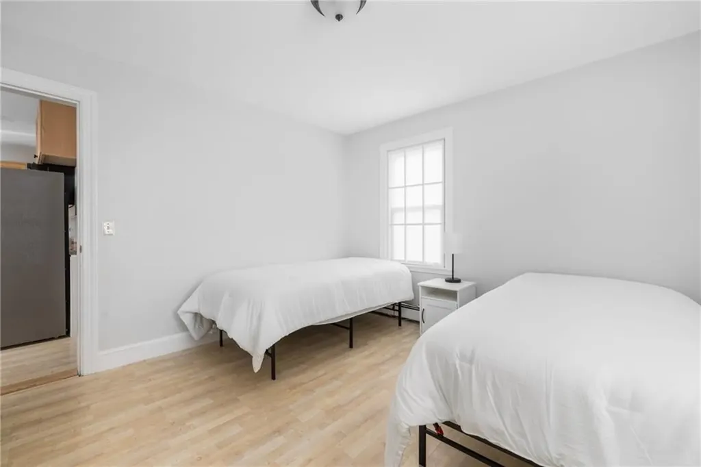 121 Bay View Avenue Bristol RI 02809
