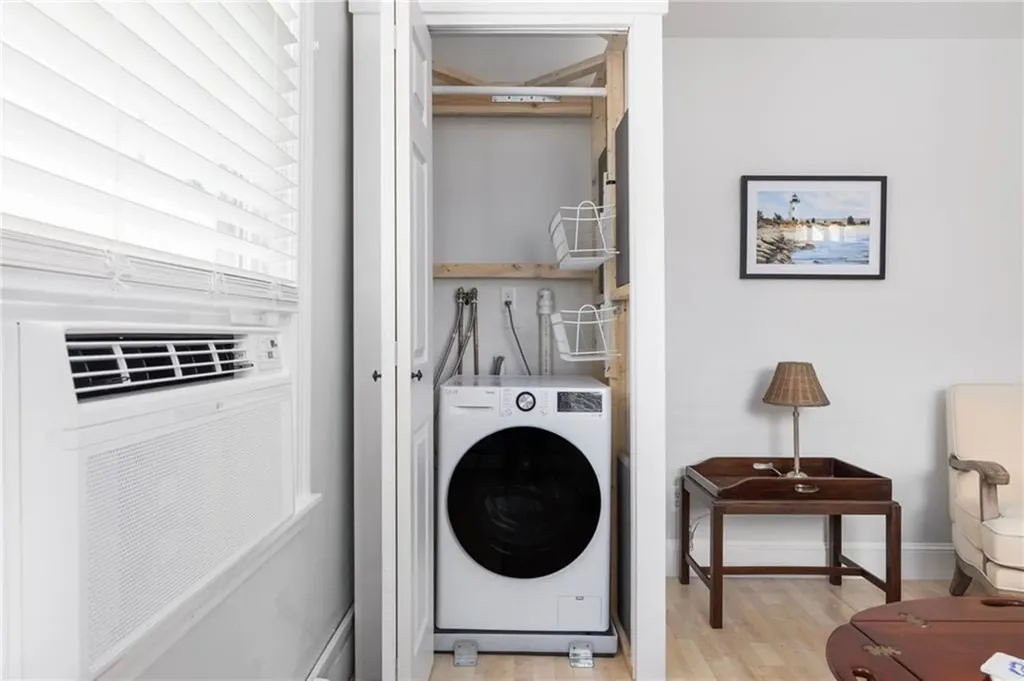 121 Bay View Avenue Bristol RI 02809