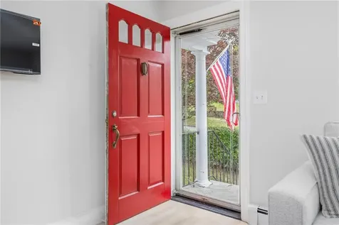 121 Bay View Avenue Bristol RI 02809