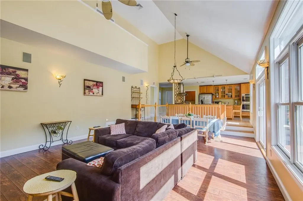 43 Inez Street Narragansett RI 02882
