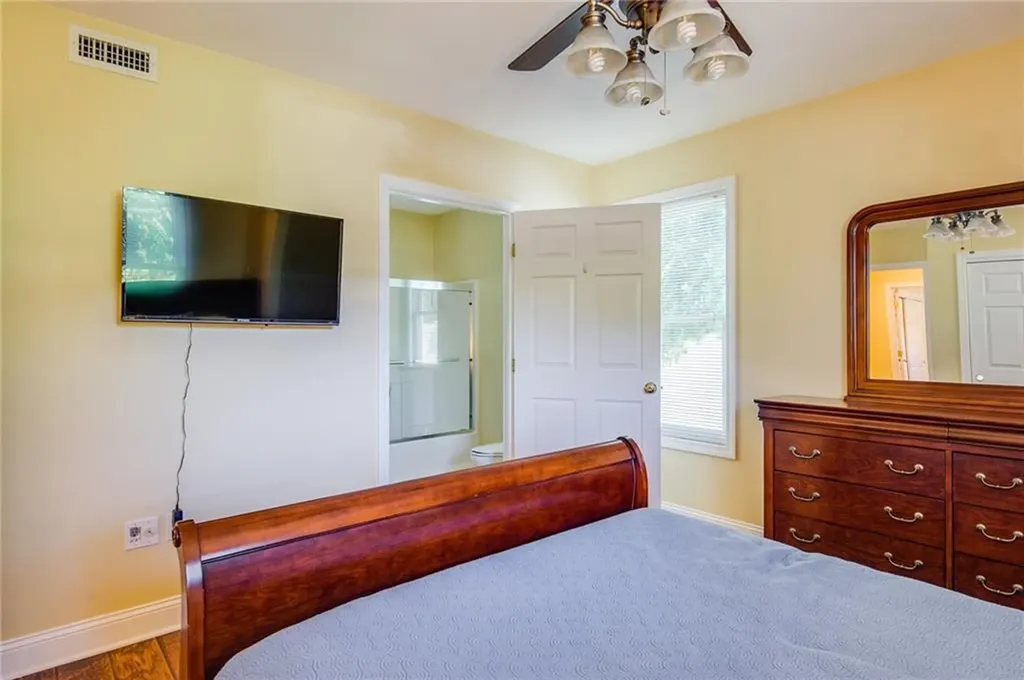 43 Inez Street Narragansett RI 02882