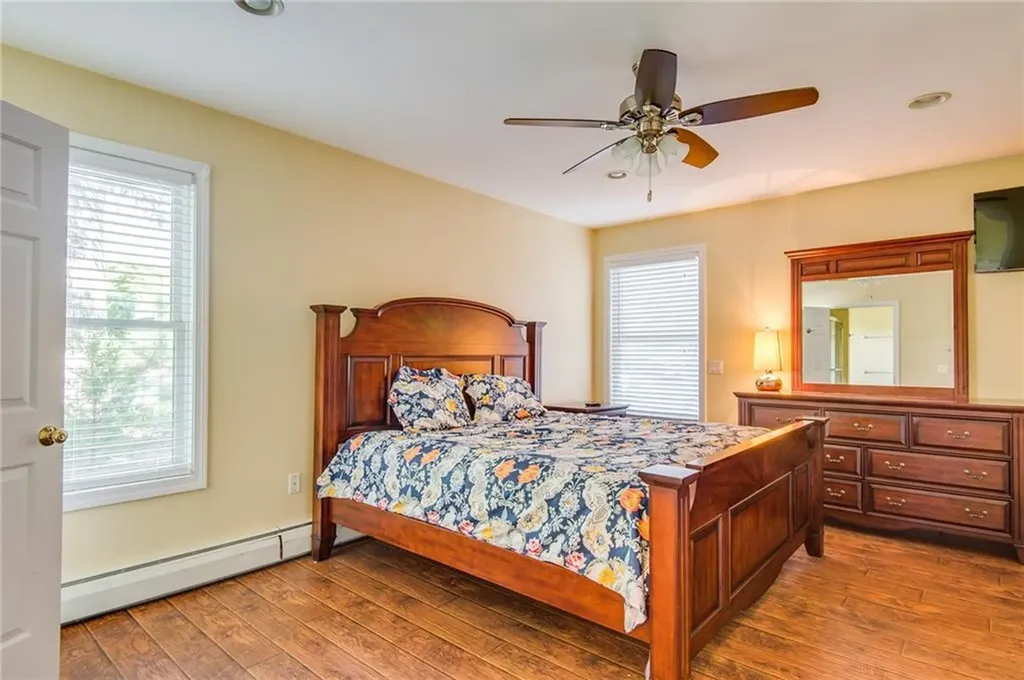 43 Inez Street Narragansett RI 02882