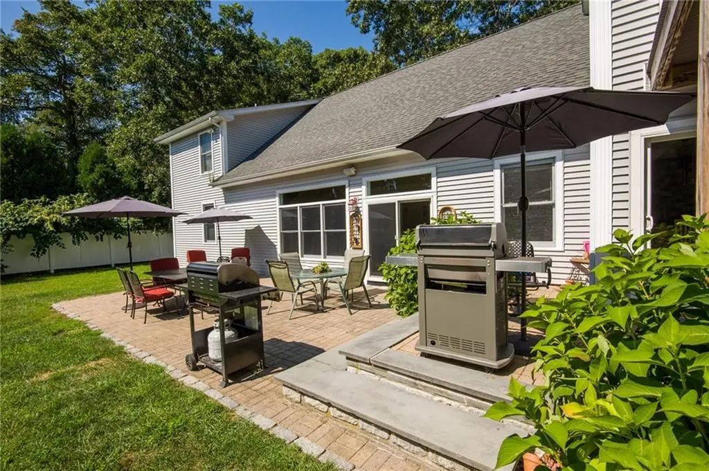 43 Inez Street Narragansett RI 02882
