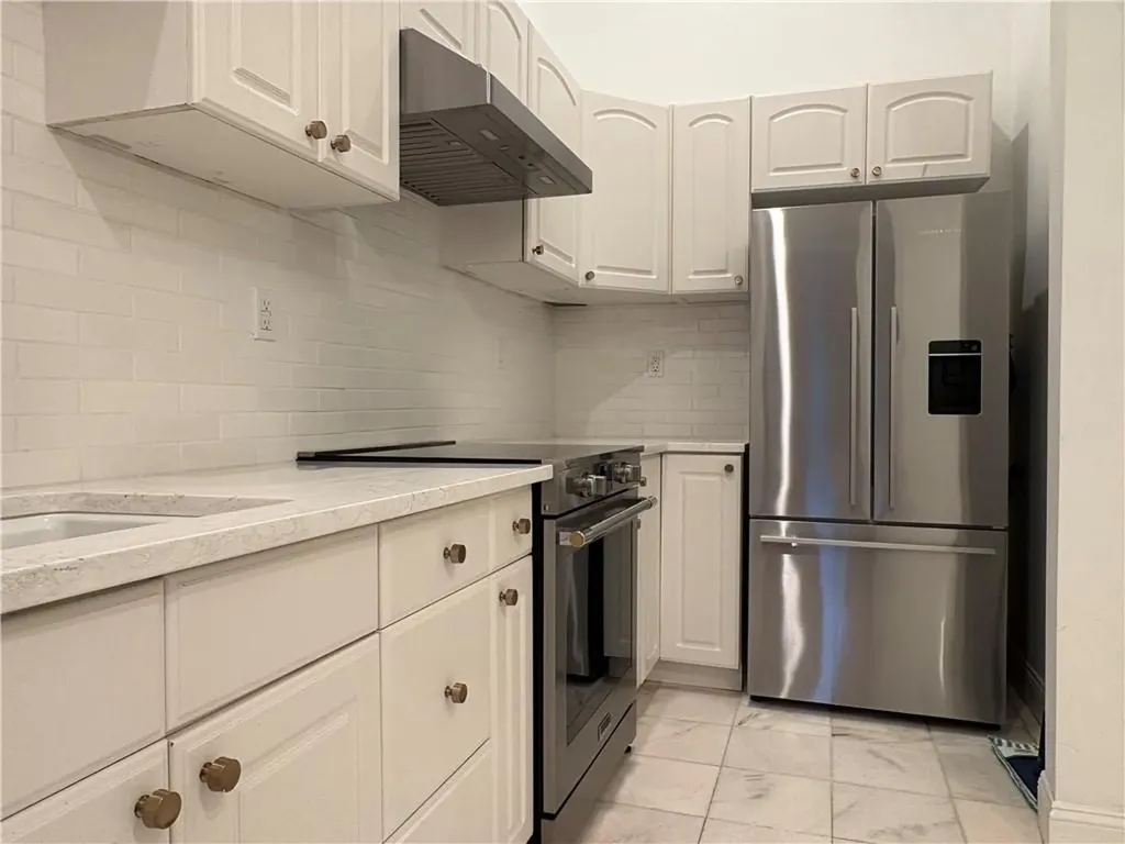 20 Greenough Place Newport RI 02840