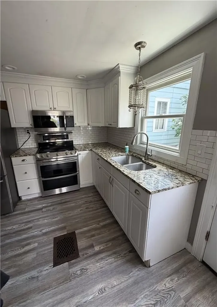 2 Prescott Place Newport RI 02840