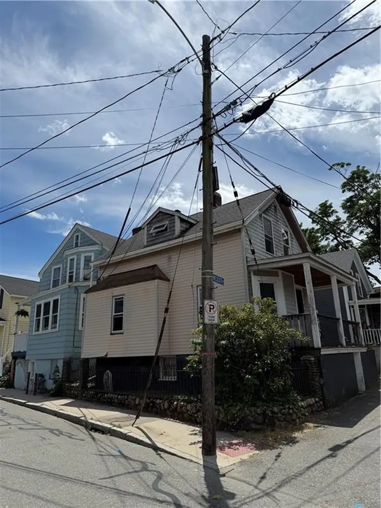 2 Prescott Place Newport RI 02840