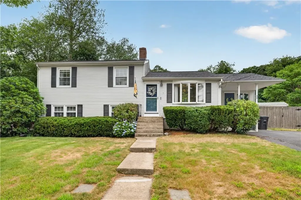 7 Englewood Road Coventry RI 02816