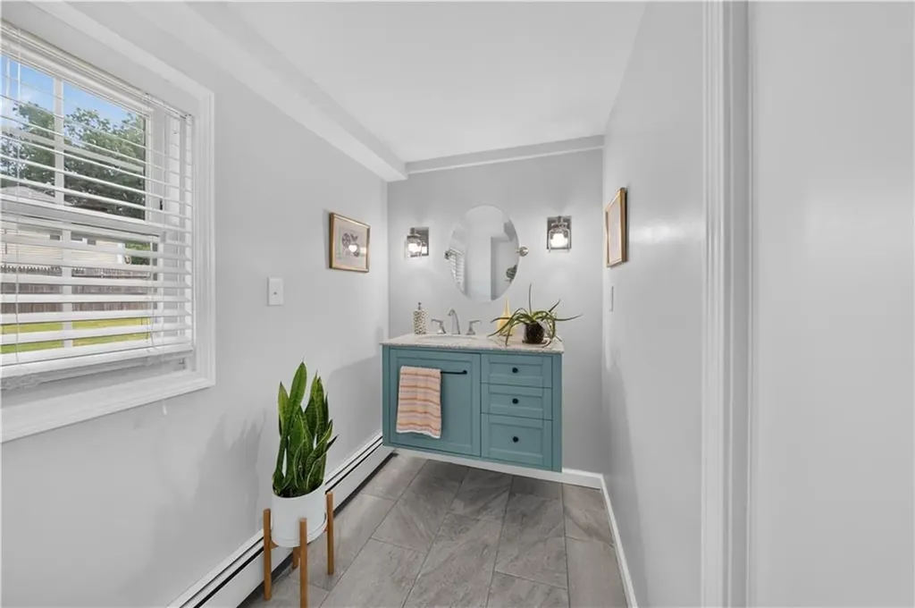 7 Englewood Road Coventry RI 02816