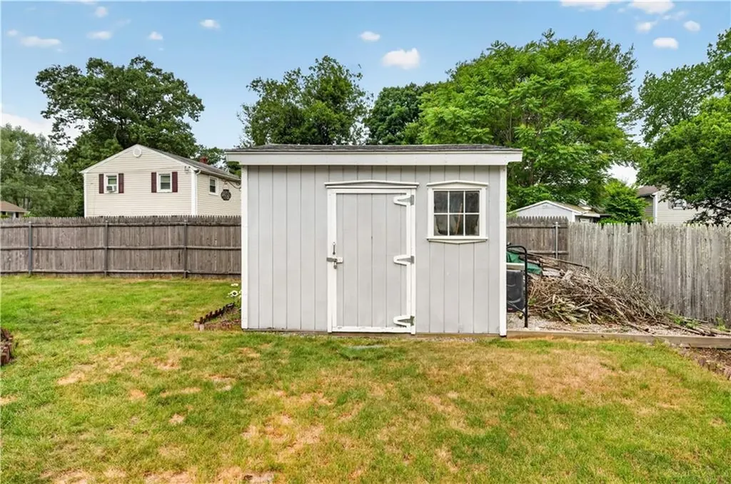 7 Englewood Road Coventry RI 02816
