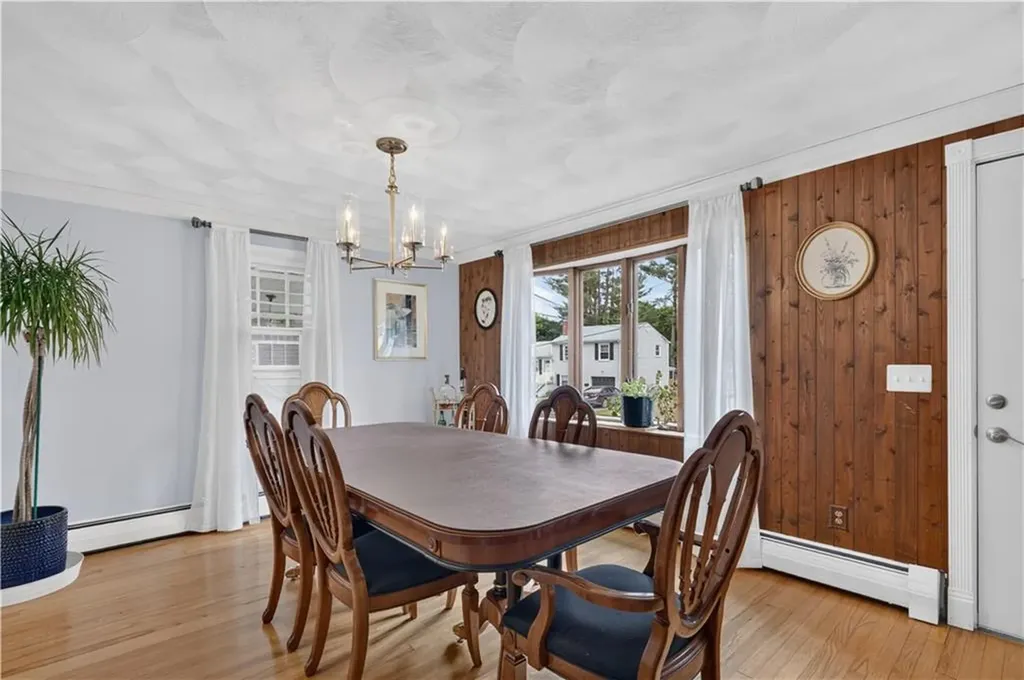 7 Englewood Road Coventry RI 02816