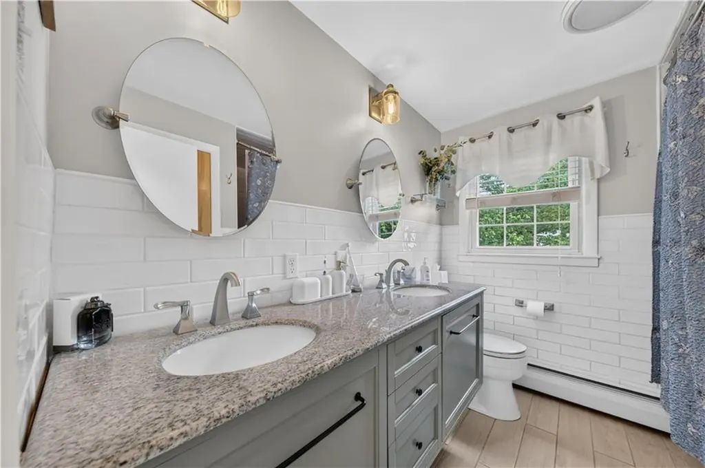 7 Englewood Road Coventry RI 02816