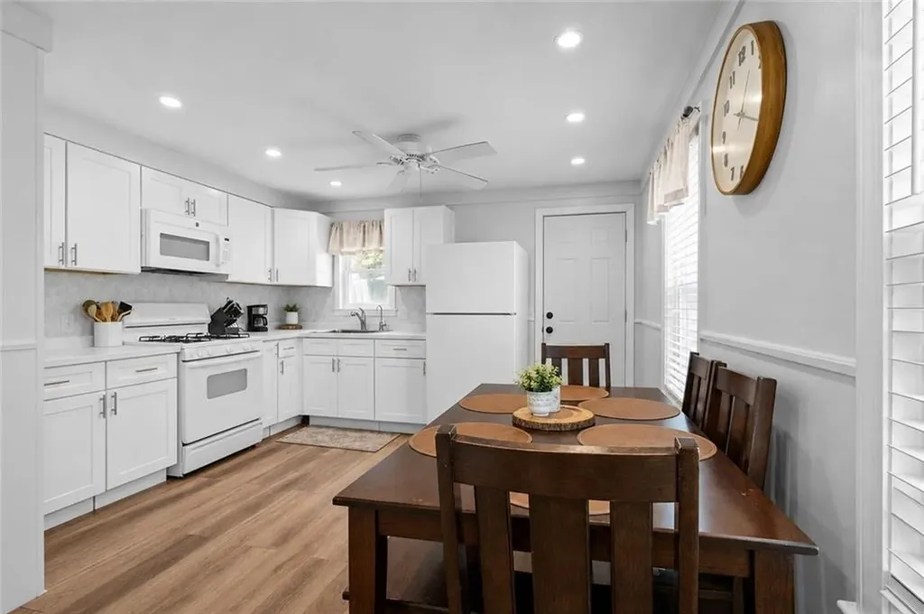 851 Manton Avenue Providence RI 02909