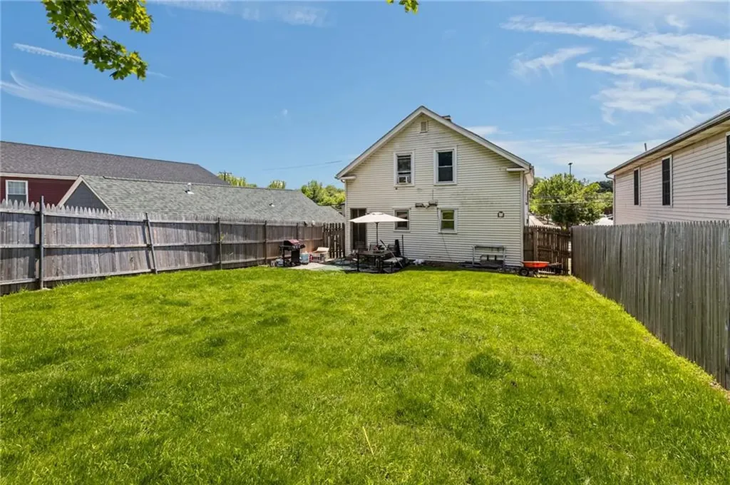 851 Manton Avenue Providence RI 02909