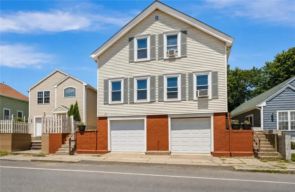 851 Manton Avenue Providence RI 02909