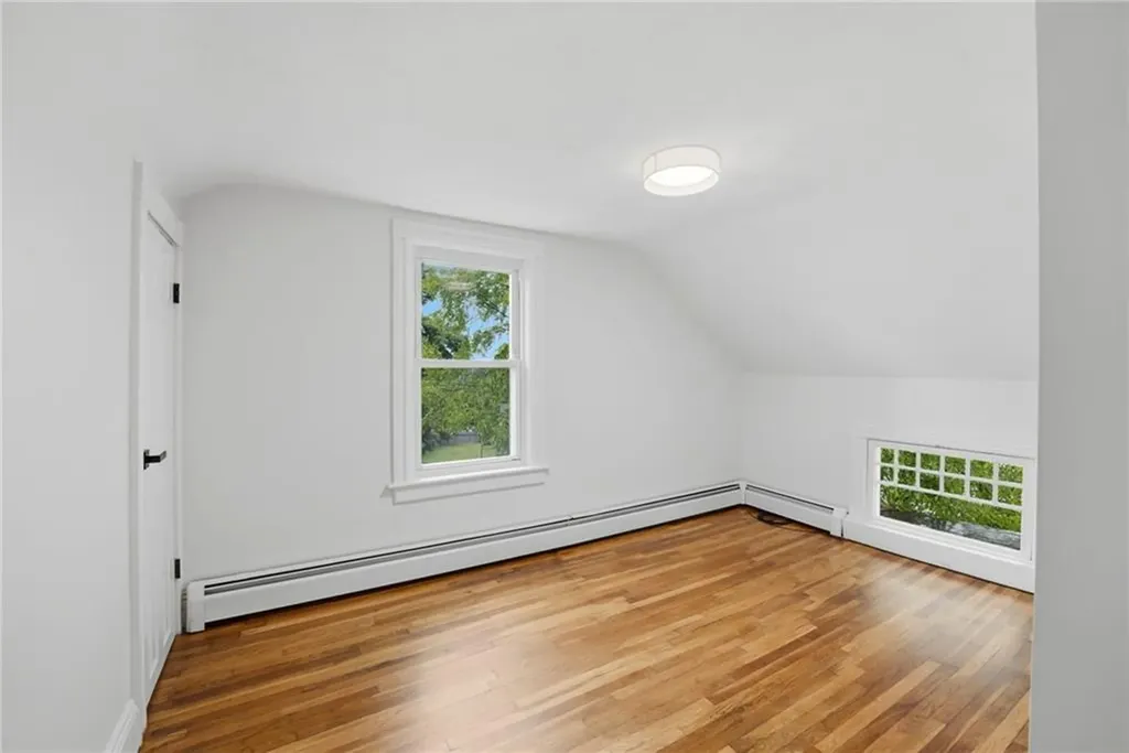 59 Central Avenue North Providence RI 02911