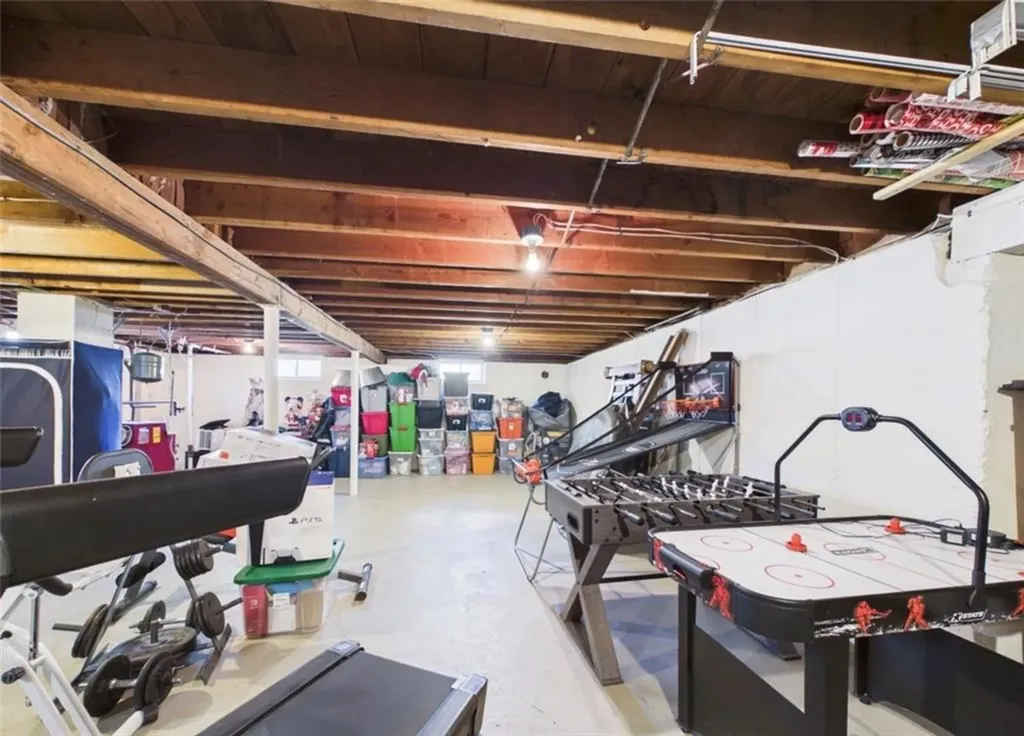 185 Vineyard Road Warwick RI 02889