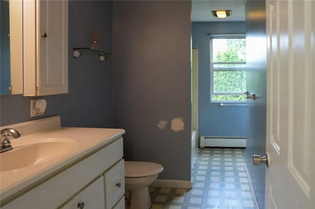 10 Scott Court Warren RI 02885
