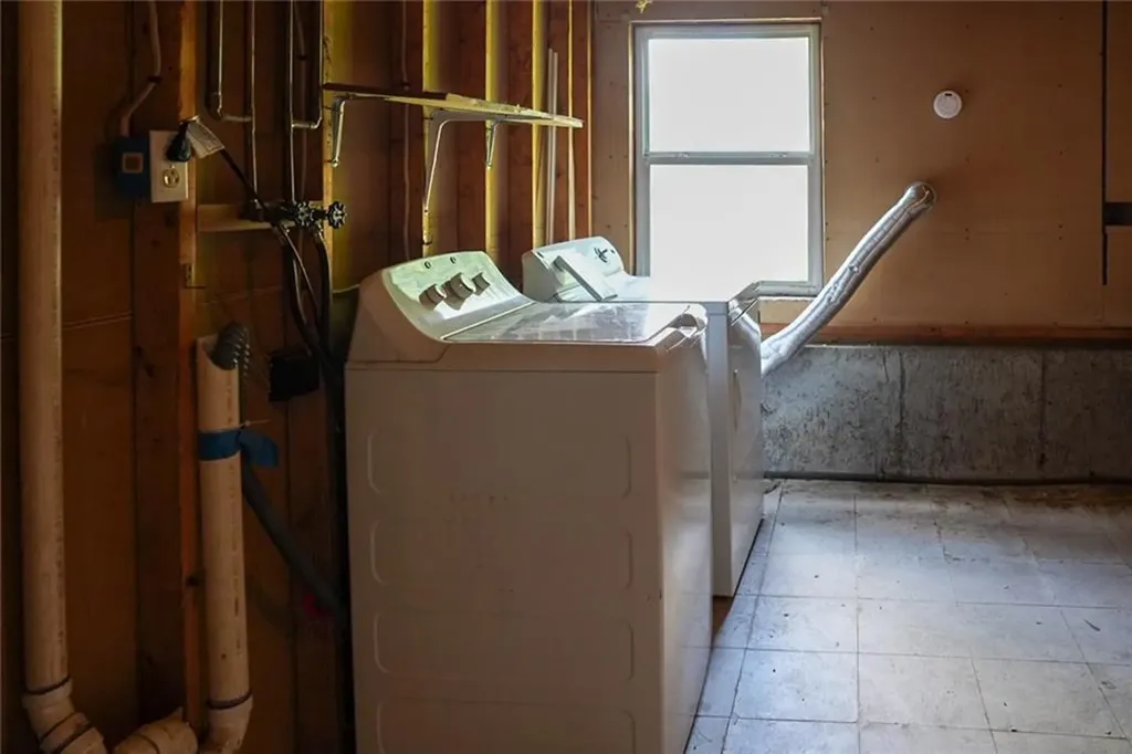10 Scott Court Warren RI 02885