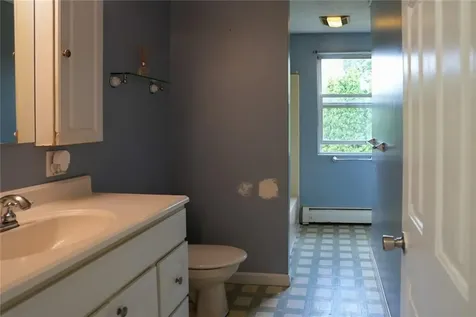 10 Scott Court Warren RI 02885