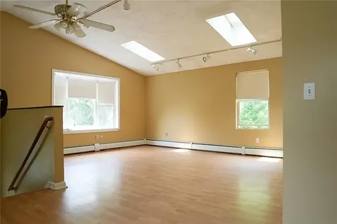 10 Scott Court Warren RI 02885