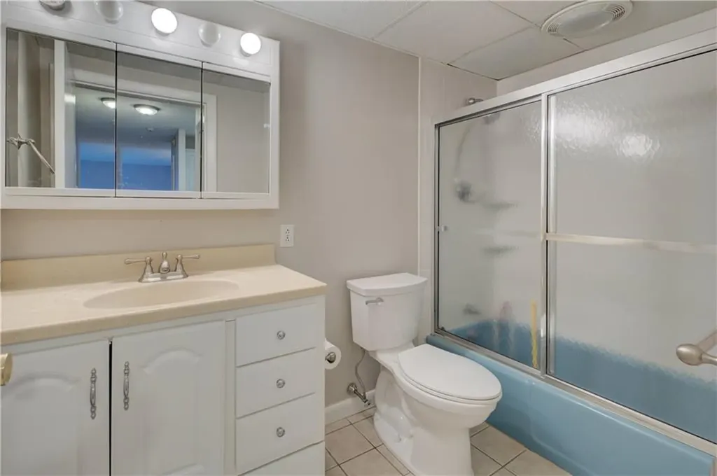 4430 Post Road Warwick RI 02818