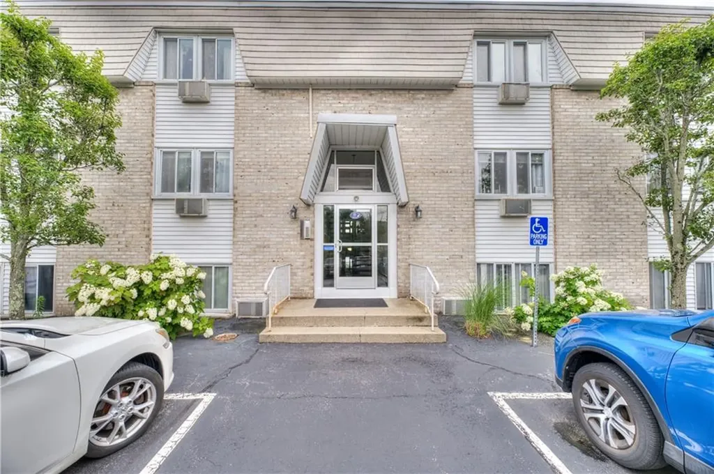 4430 Post Road Warwick RI 02818