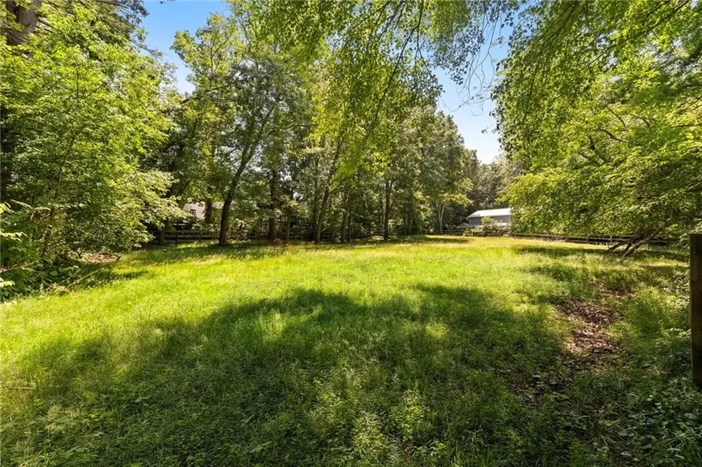 762 Waites Corner Road South Kingstown RI 02892