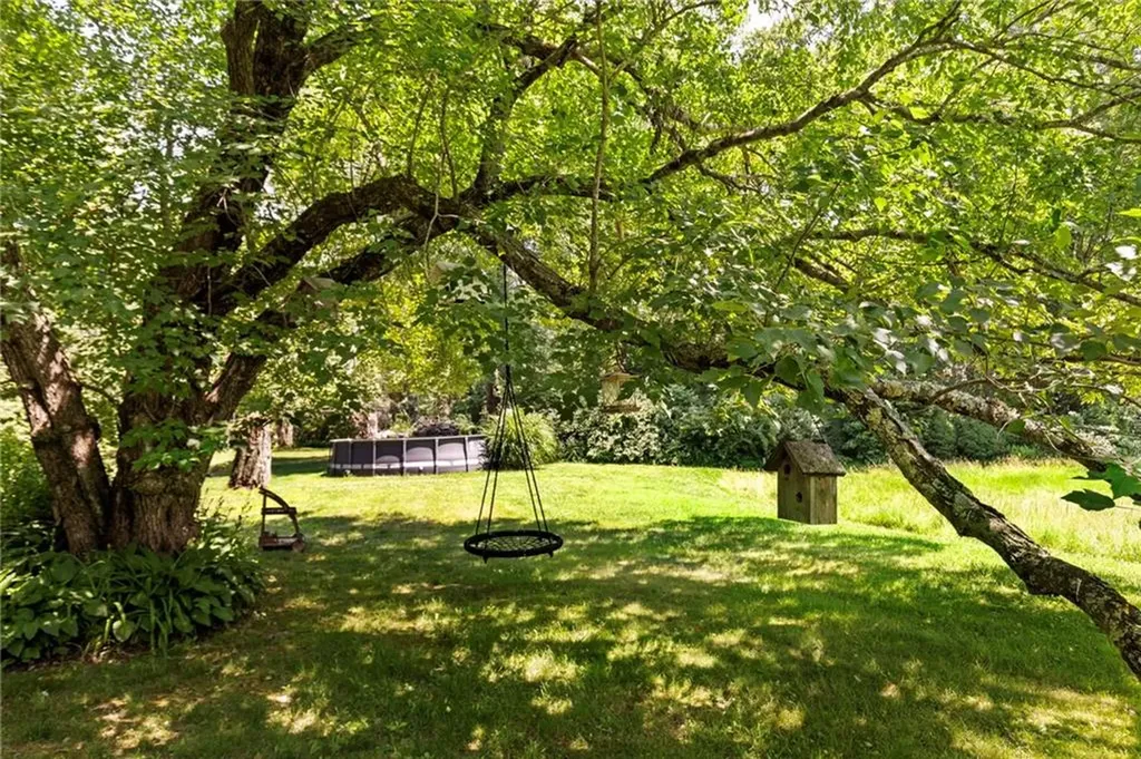 762 Waites Corner Road South Kingstown RI 02892
