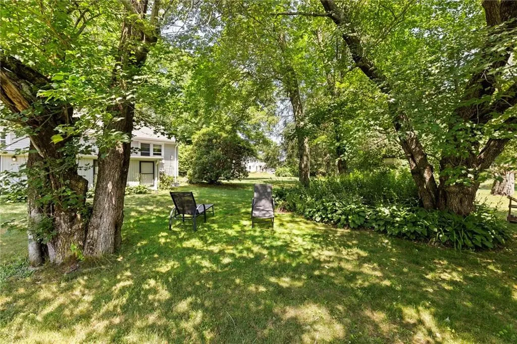 762 Waites Corner Road South Kingstown RI 02892