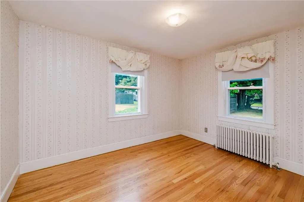 118 Foote Street Barrington RI 02806