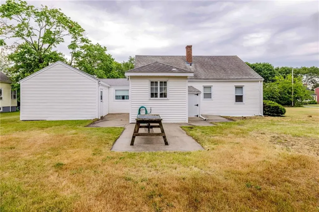 118 Foote Street Barrington RI 02806