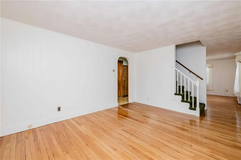 118 Foote Street Barrington RI 02806