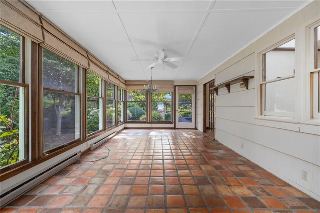 414 Beacon Avenue Jamestown RI 02835