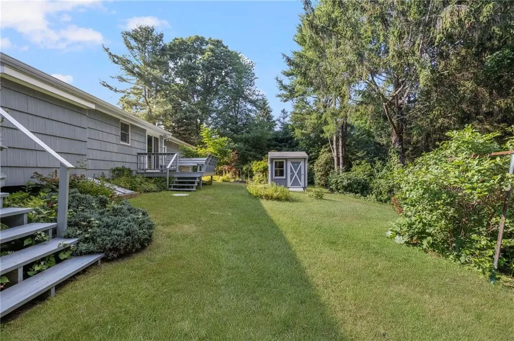 414 Beacon Avenue Jamestown RI 02835