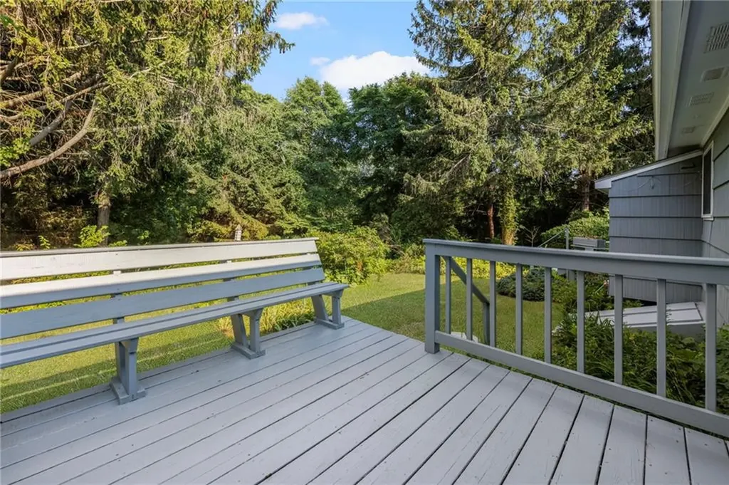 414 Beacon Avenue Jamestown RI 02835