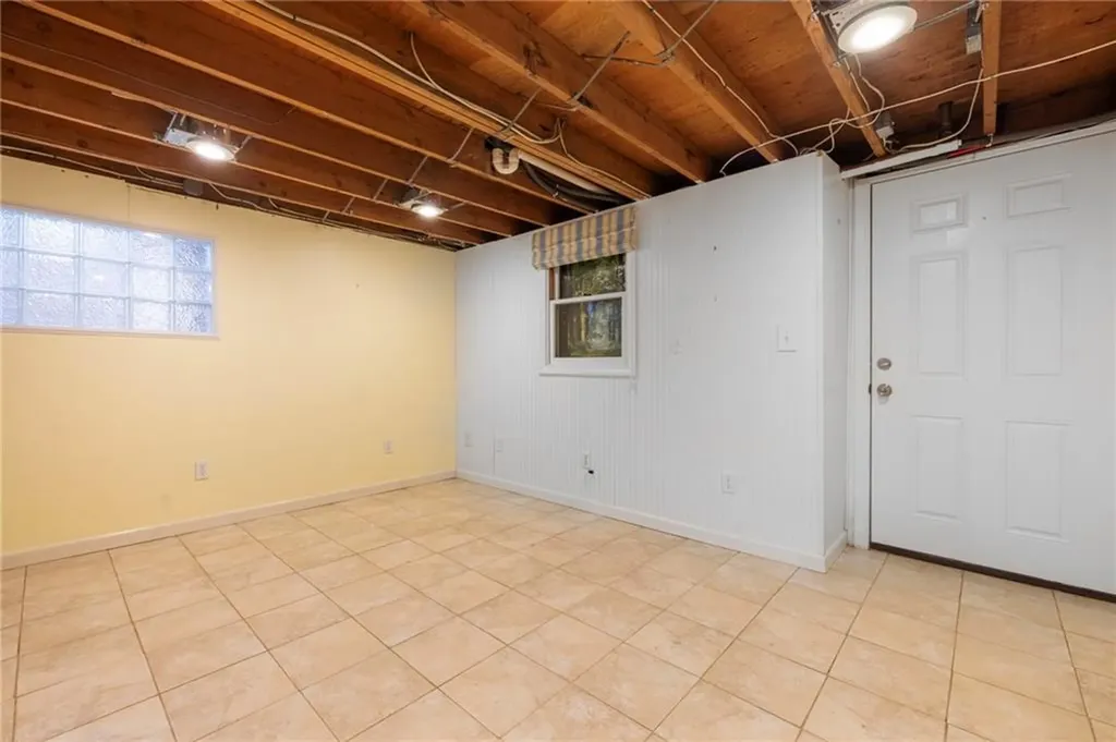 414 Beacon Avenue Jamestown RI 02835
