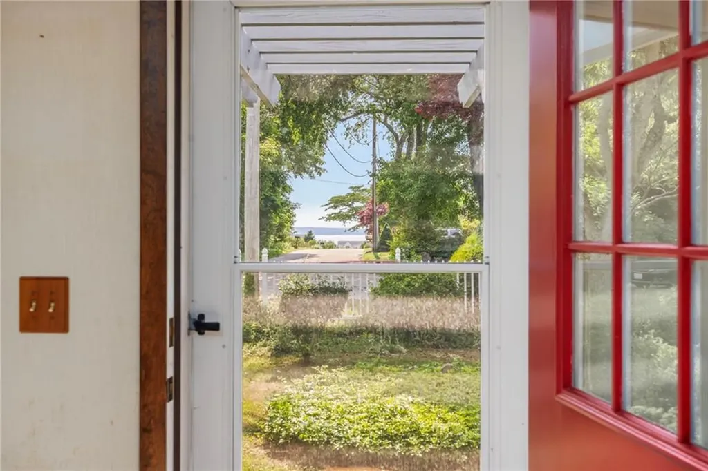 414 Beacon Avenue Jamestown RI 02835