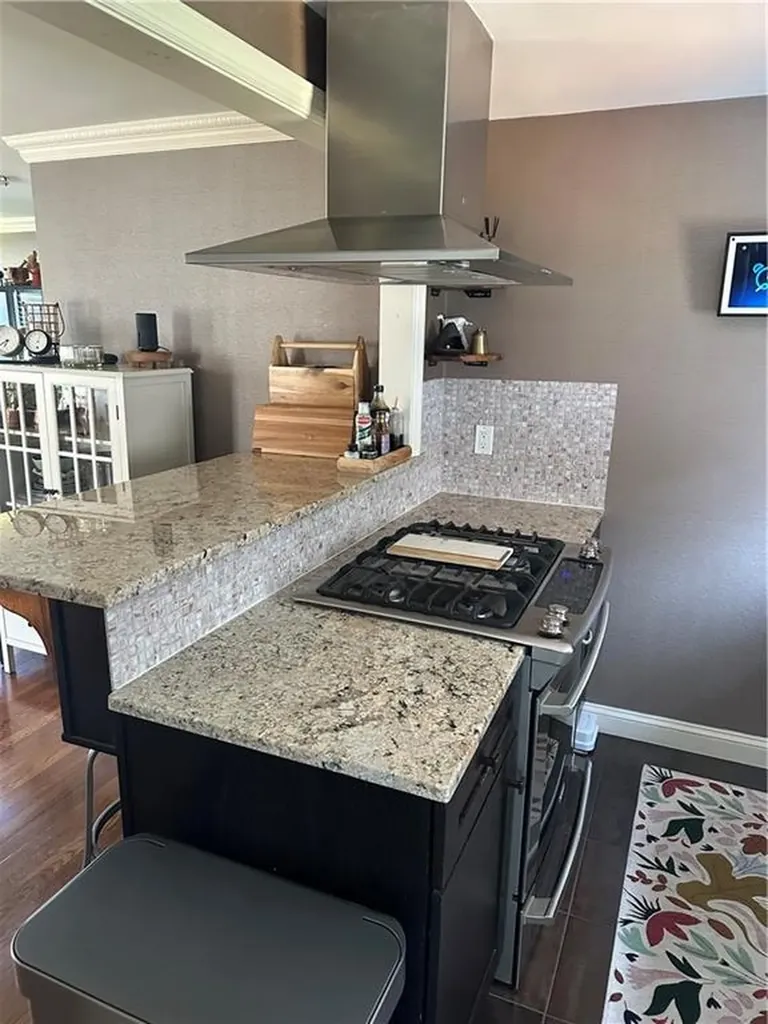 76 Poplar Drive Cranston RI 02920