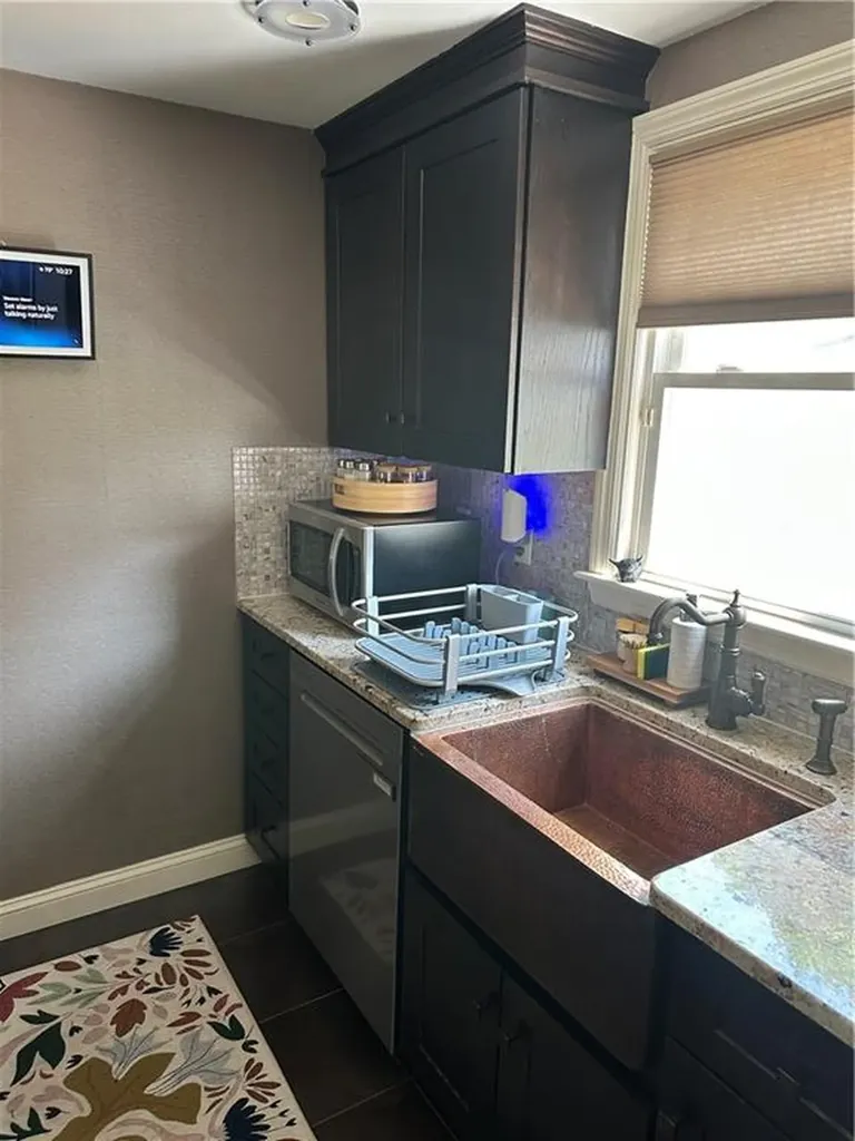 76 Poplar Drive Cranston RI 02920