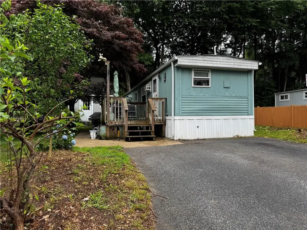 23 Woodridge Drive Burrillville RI 02839