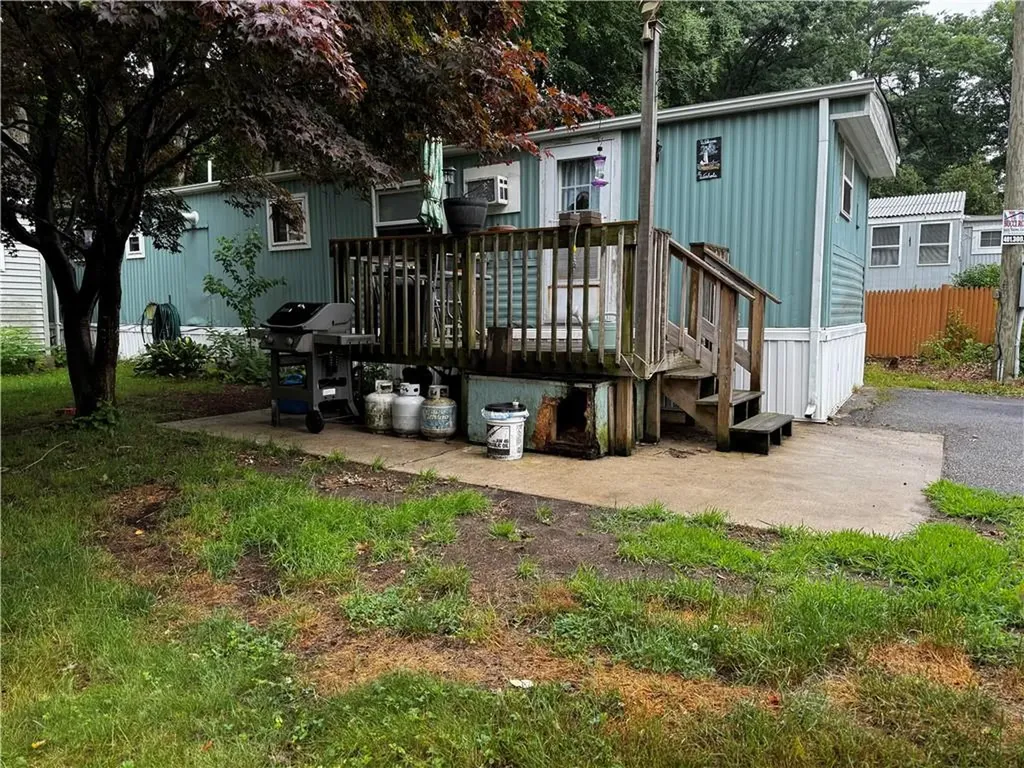 23 Woodridge Drive Burrillville RI 02839
